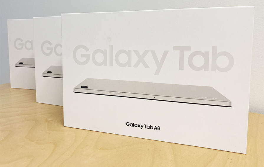 Galaxy Tab A8 boxes